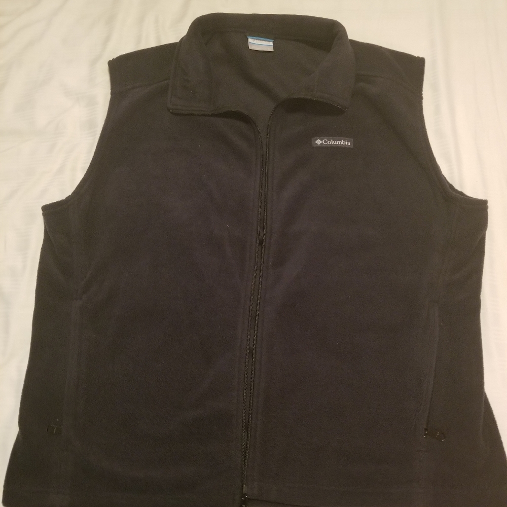 Columbia fleece vest